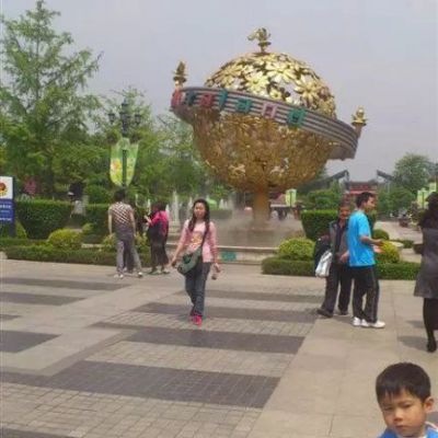 厂家制作不锈钢球形镂空雕塑 大型广场景观雕塑设计